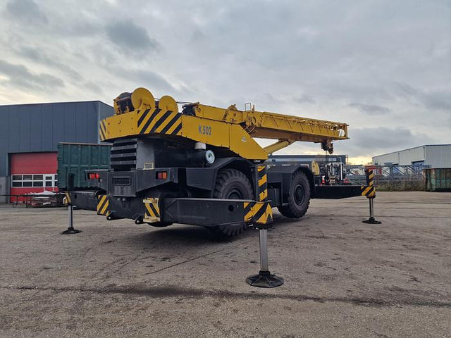 Rough terrain crane Tadano TR-400E: picture 6