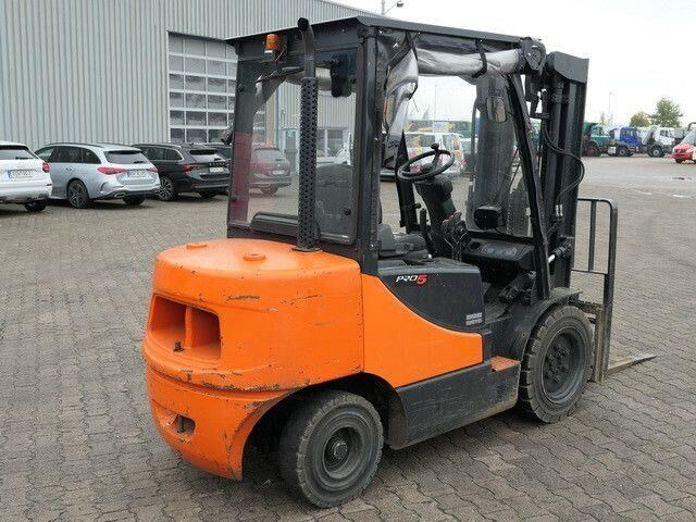 Doosan D35 C-5, 6m Hubhöhe, Freihub, 3,5to. Traglast - Diesel forklift: picture 5 Doosan D35 C-5, 6m Hubhöhe, Freihub, 3,5to. Traglast - Diesel forklift: picture 5