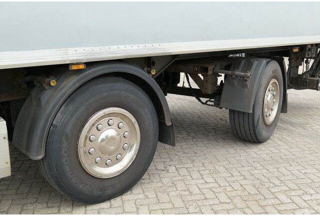 Refrigerator semi-trailer Krone SZR 18, 2-Achser, Gelenkt/Tridec, Carrier, LBW: picture 12