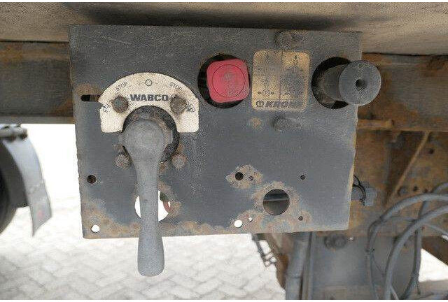 Refrigerator semi-trailer Krone SZR 18, 2-Achser, Gelenkt/Tridec, Carrier, LBW: picture 14