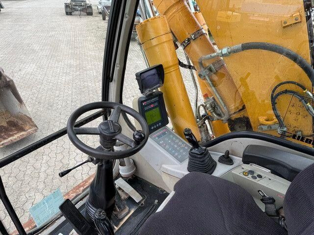 Wheel excavator Liebherr A 904 C Litronic, S.W.S., AC, Tieflöffel, Kamera: picture 16