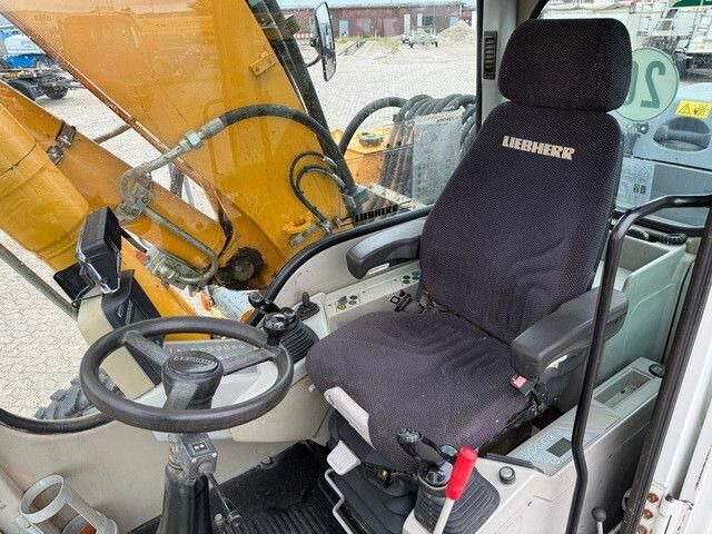 Wheel excavator Liebherr A 904 C Litronic, S.W.S., AC, Tieflöffel, Kamera: picture 15