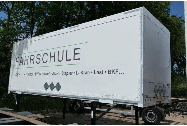 Lubtheen WKO 715, Wechselkoffer, BDF, Rolltor - Cab chassis truck: picture 2 Lubtheen WKO 715, Wechselkoffer, BDF, Rolltor - Cab chassis truck: picture 2