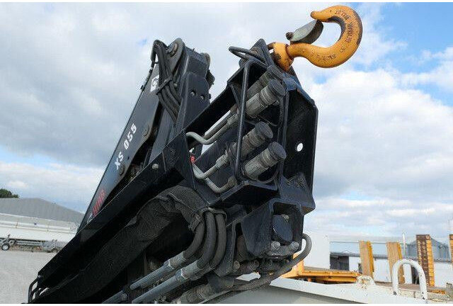 MAN 8.220 TGL BB, Hiab 055 BS-2, Greifer, AHK, Funk - Tipper: picture 4 MAN 8.220 TGL BB, Hiab 055 BS-2, Greifer, AHK, Funk - Tipper: picture 4