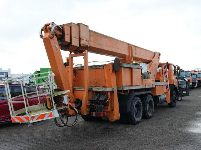 Mercedes-Benz 2429 6X4, SK-Modell, Ruthmann MT 325, 27,4 mtr. - Truck mounted aerial platform: picture 3 Mercedes-Benz 2429 6X4, SK-Modell, Ruthmann MT 325, 27,4 mtr. - Truck mounted aerial platform: picture 3