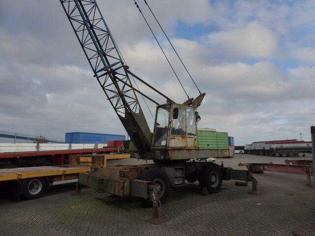 PPM 18.01, Mobilkran, Deutz 6 Zylinder, ca. 28m, - Tower crane: picture 4 PPM 18.01, Mobilkran, Deutz 6 Zylinder, ca. 28m, - Tower crane: picture 4