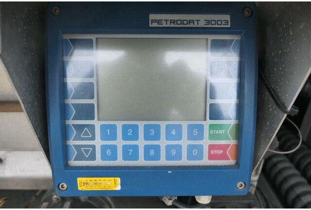 ROHR TAL-A-ZE 44.4, 4 Kammern, Peilstab, Bartec 3003 - Tank semi-trailer: picture 4 ROHR TAL-A-ZE 44.4, 4 Kammern, Peilstab, Bartec 3003 - Tank semi-trailer: picture 4