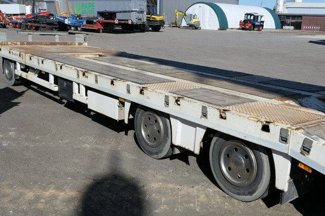ZANDT AT-P300/durchgehendes Bett, 9,4 m. lang - Low loader trailer: picture 5 ZANDT AT-P300/durchgehendes Bett, 9,4 m. lang - Low loader trailer: picture 5