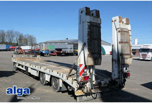 Zandt AT-P300, Hydr. Rampen, 30to., 3-Achser - Low loader trailer: picture 1 Zandt AT-P300, Hydr. Rampen, 30to., 3-Achser - Low loader trailer: picture 1