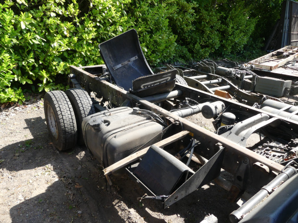 Camion (pour pièces) MAN L2000 (2004-183.392 km) - Cab chassis truck: picture 4 Camion (pour pièces) MAN L2000 (2004-183.392 km) - Cab chassis truck: picture 4