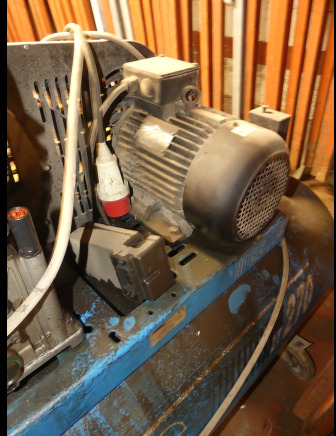 Air compressor Compresseur à reconditionner Abbac: picture 8