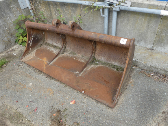 Godet pour bobcat - Loader bucket: picture 1 Godet pour bobcat - Loader bucket: picture 1
