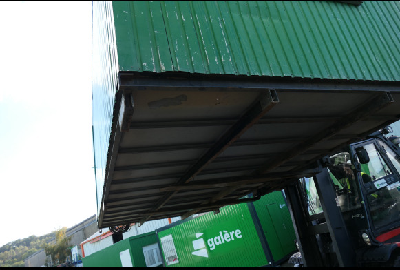 REF:9412001-37 - Container bureau + AC Warsco - Other machinery: picture 3 REF:9412001-37 - Container bureau + AC Warsco - Other machinery: picture 3