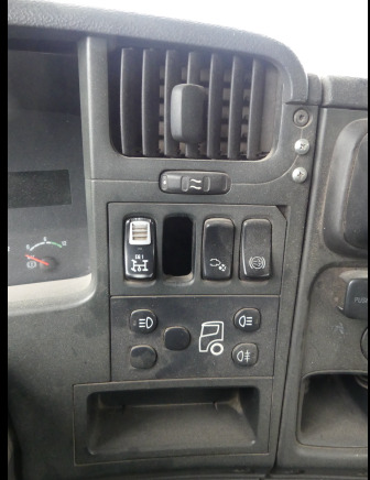 Container transporter/ Swap body truck REF:1290 - Camion porte container Scania PRT (2005-529.990 km): picture 7