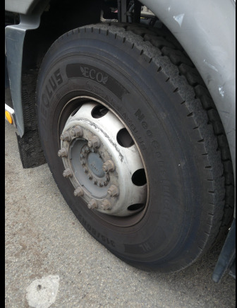 REF:1444 - Camion poubelle Renault Access (2013-185.358 km) (VIN:SEG1930BL5BD17234) - Garbage truck: picture 4 REF:1444 - Camion poubelle Renault Access (2013-185.358 km) (VIN:SEG1930BL5BD17234) - Garbage truck: picture 4