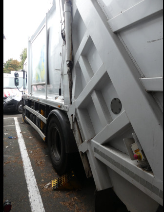 REF:1450 - Camion poubelle Renault Access (2015-119.873 km)(Vin:SEG1932BL6BF21129) - Garbage truck: picture 5 REF:1450 - Camion poubelle Renault Access (2015-119.873 km)(Vin:SEG1932BL6BF21129) - Garbage truck: picture 5