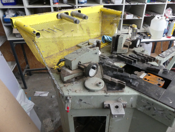 Sertisseuse pneumatique Eisele PRESSTA - Metalworking machinery: picture 4 Sertisseuse pneumatique Eisele PRESSTA - Metalworking machinery: picture 4