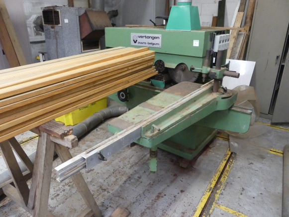 Tenonneuse Vertongen modèle illisible - Woodworking machinery: picture 1 Tenonneuse Vertongen modèle illisible - Woodworking machinery: picture 1