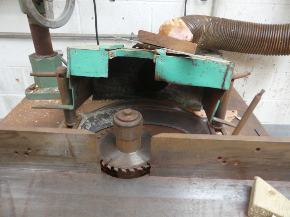 Toupie avec entraineur Vertongen modèle illisible - Woodworking machinery: picture 5 Toupie avec entraineur Vertongen modèle illisible - Woodworking machinery: picture 5