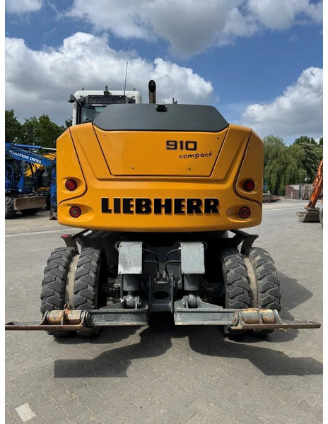 Liebherr A910 compact 2018 4000 uur !! 4x4 - Wheel excavator: picture 3 Liebherr A910 compact 2018 4000 uur !! 4x4 - Wheel excavator: picture 3