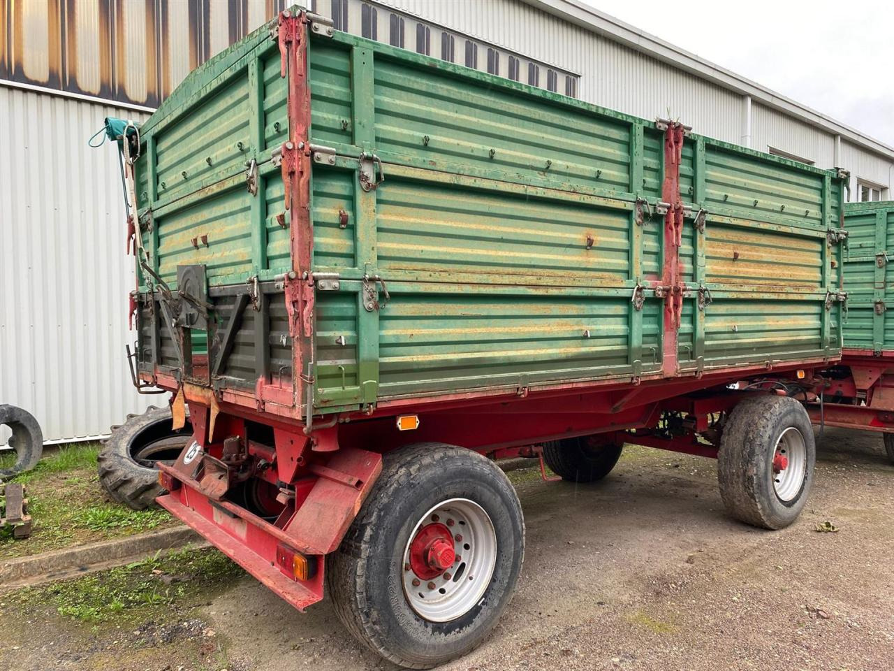 Agromet T-149 - Tipper trailer: picture 2 Agromet T-149 - Tipper trailer: picture 2