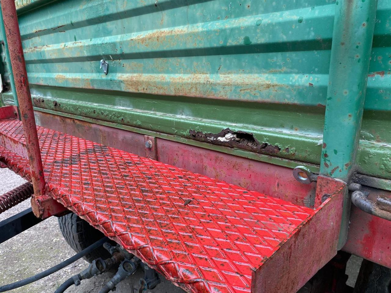 Agromet T-149 - Tipper trailer: picture 4 Agromet T-149 - Tipper trailer: picture 4