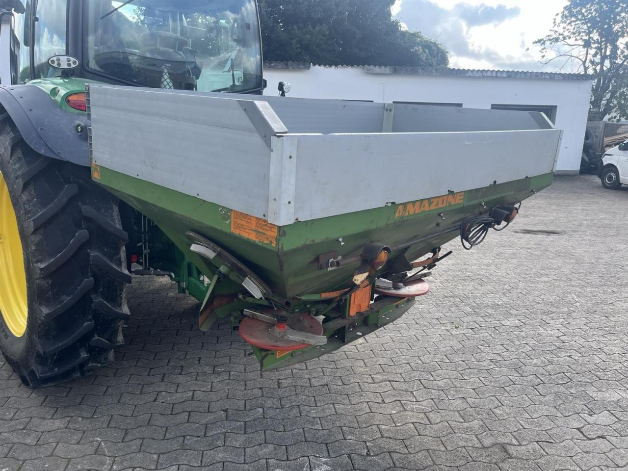 Amazone ZA-U - Fertilizer spreader: picture 4 Amazone ZA-U - Fertilizer spreader: picture 4