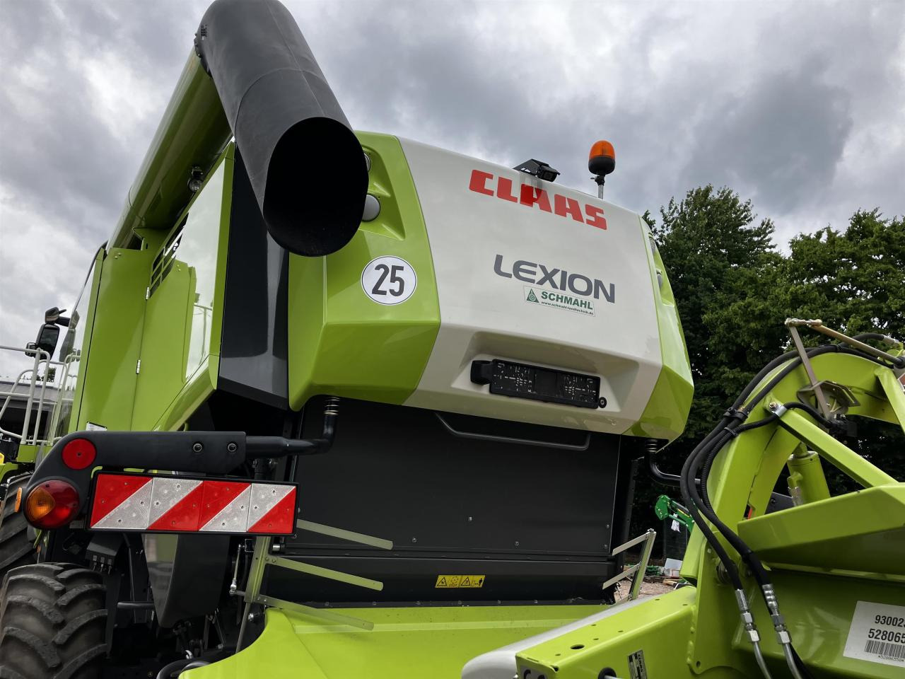 CLAAS Lexion 650 - Combine harvester: picture 4 CLAAS Lexion 650 - Combine harvester: picture 4