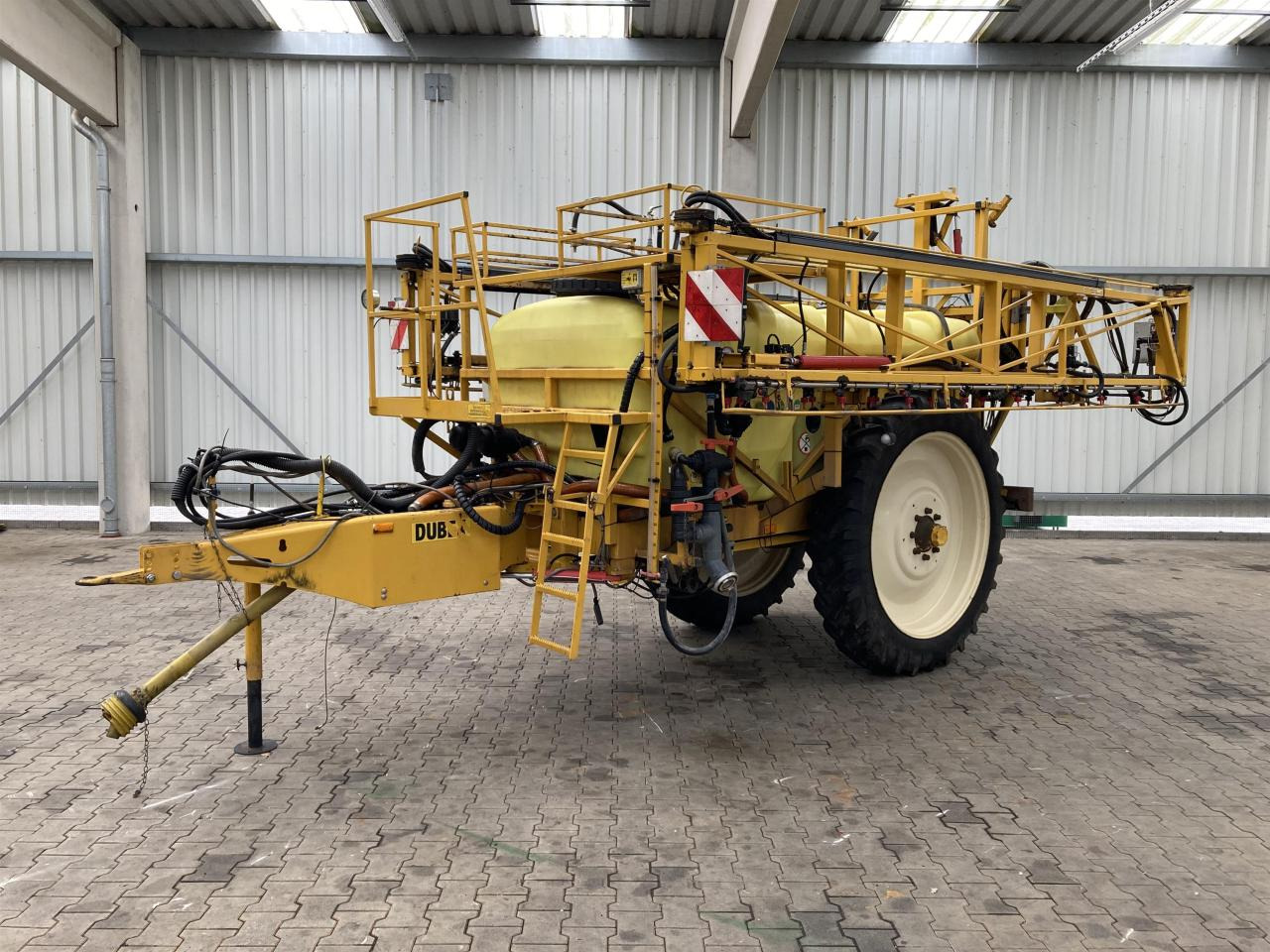 Dubex Vector 3.300 ltr. - Trailed sprayer: picture 1 Dubex Vector 3.300 ltr. - Trailed sprayer: picture 1