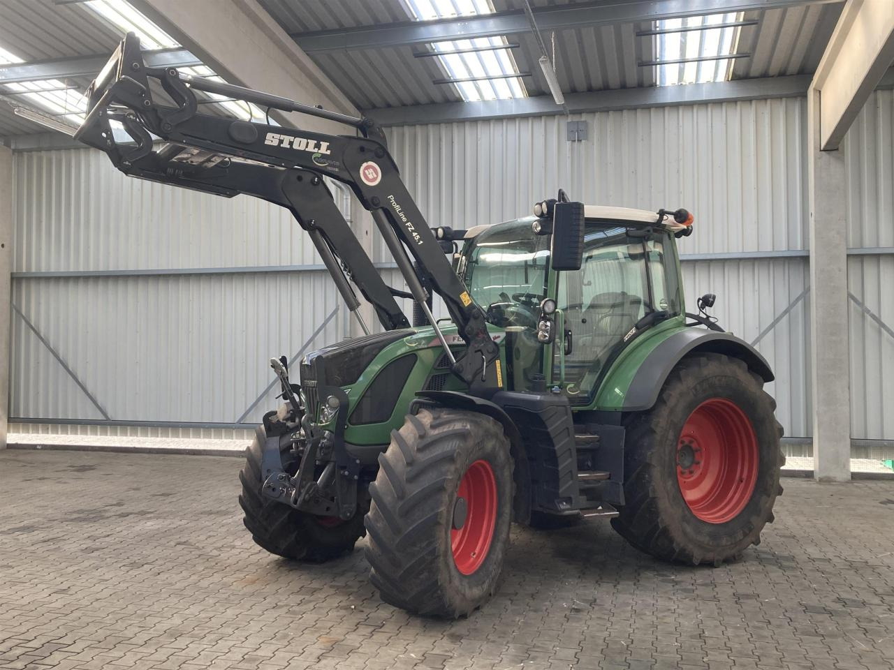 Fendt 516 Vario Profi - Farm tractor: picture 1 Fendt 516 Vario Profi - Farm tractor: picture 1