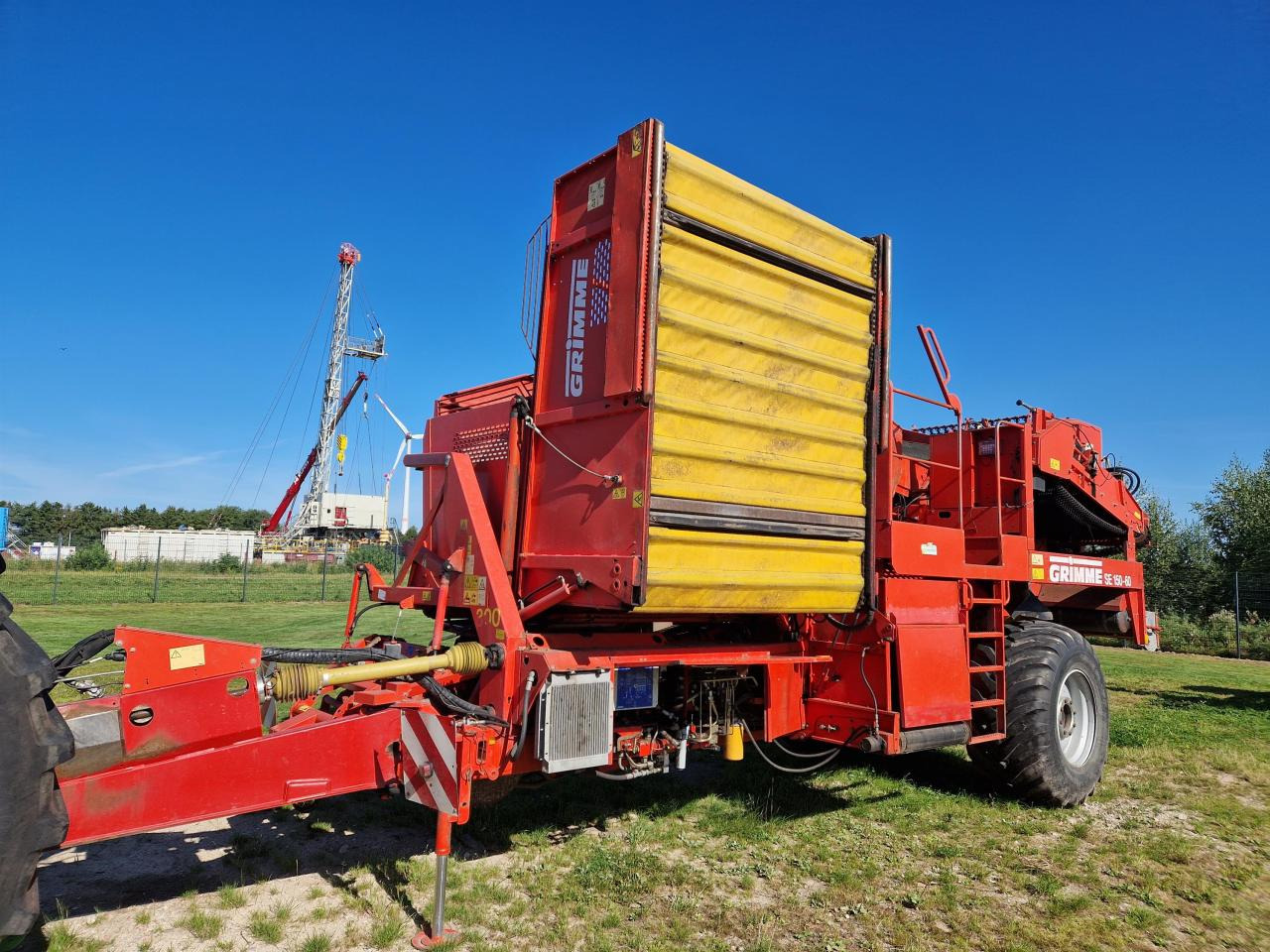Grimme SE 150-60 - Potato harvester: picture 1 Grimme SE 150-60 - Potato harvester: picture 1