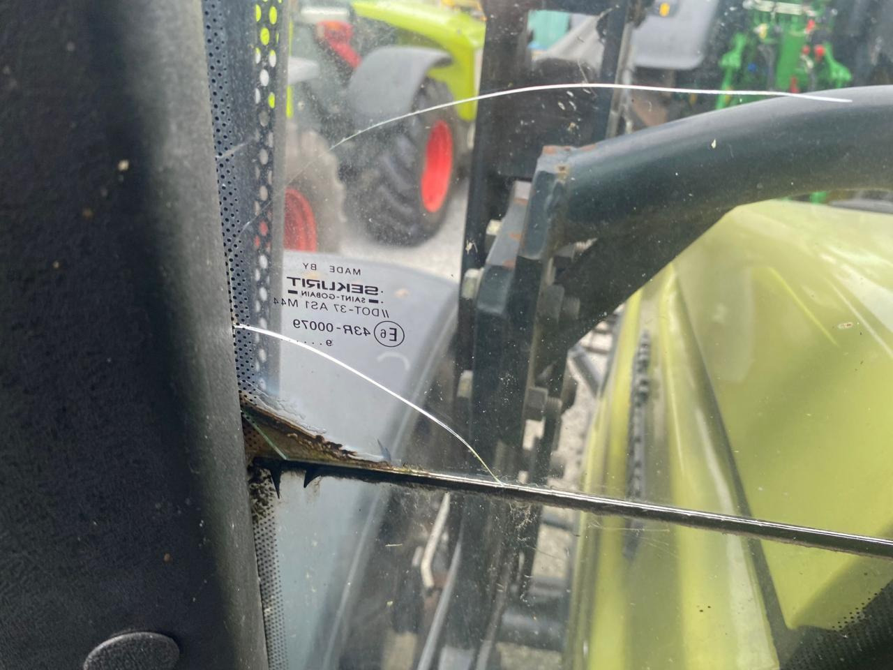 Farm tractor Hürlimann XT 909: picture 14