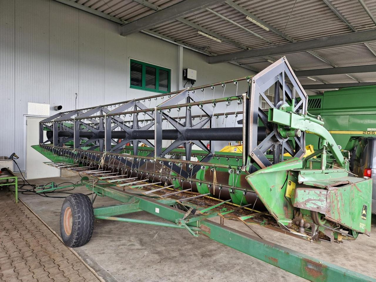 John Deere 2066 - Combine harvester: picture 2 John Deere 2066 - Combine harvester: picture 2