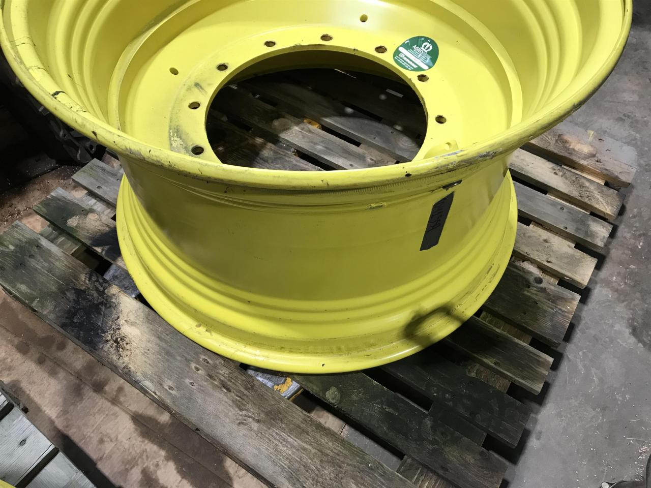 John Deere 20x34 - Rim for Agricultural machinery: picture 2 John Deere 20x34 - Rim for Agricultural machinery: picture 2