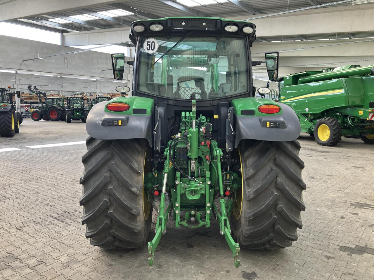 John Deere 6R 150 - Farm tractor: picture 5 John Deere 6R 150 - Farm tractor: picture 5
