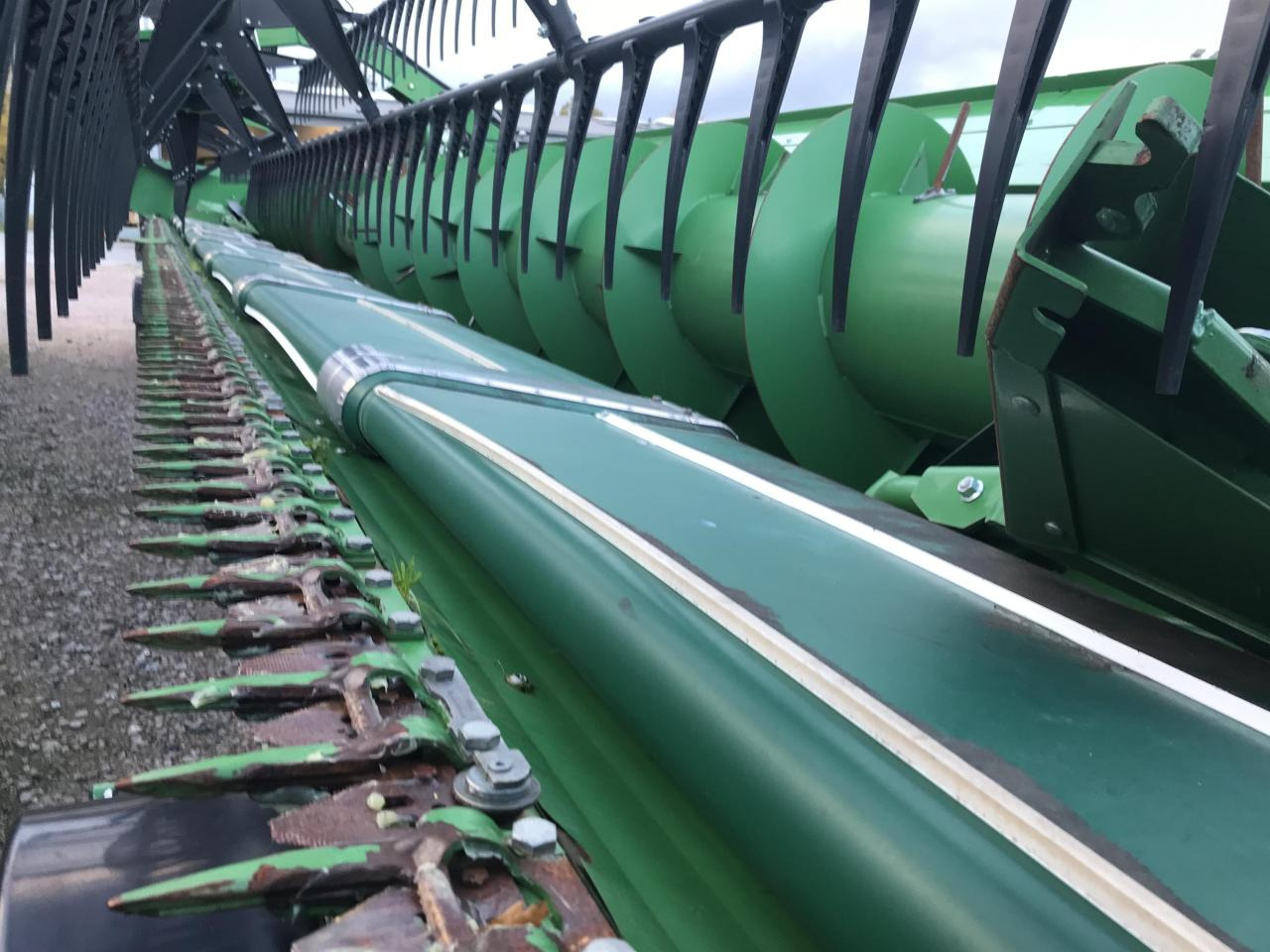 John Deere 740 Premium Flow - Forage harvester attachment: picture 3 John Deere 740 Premium Flow - Forage harvester attachment: picture 3