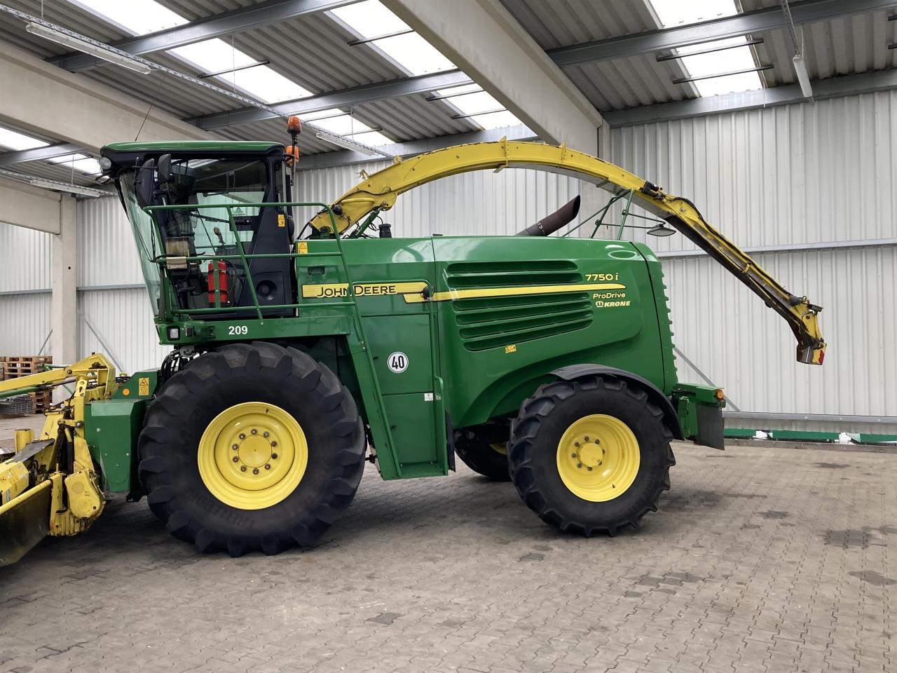Forage harvester John Deere 7750i: picture 7
