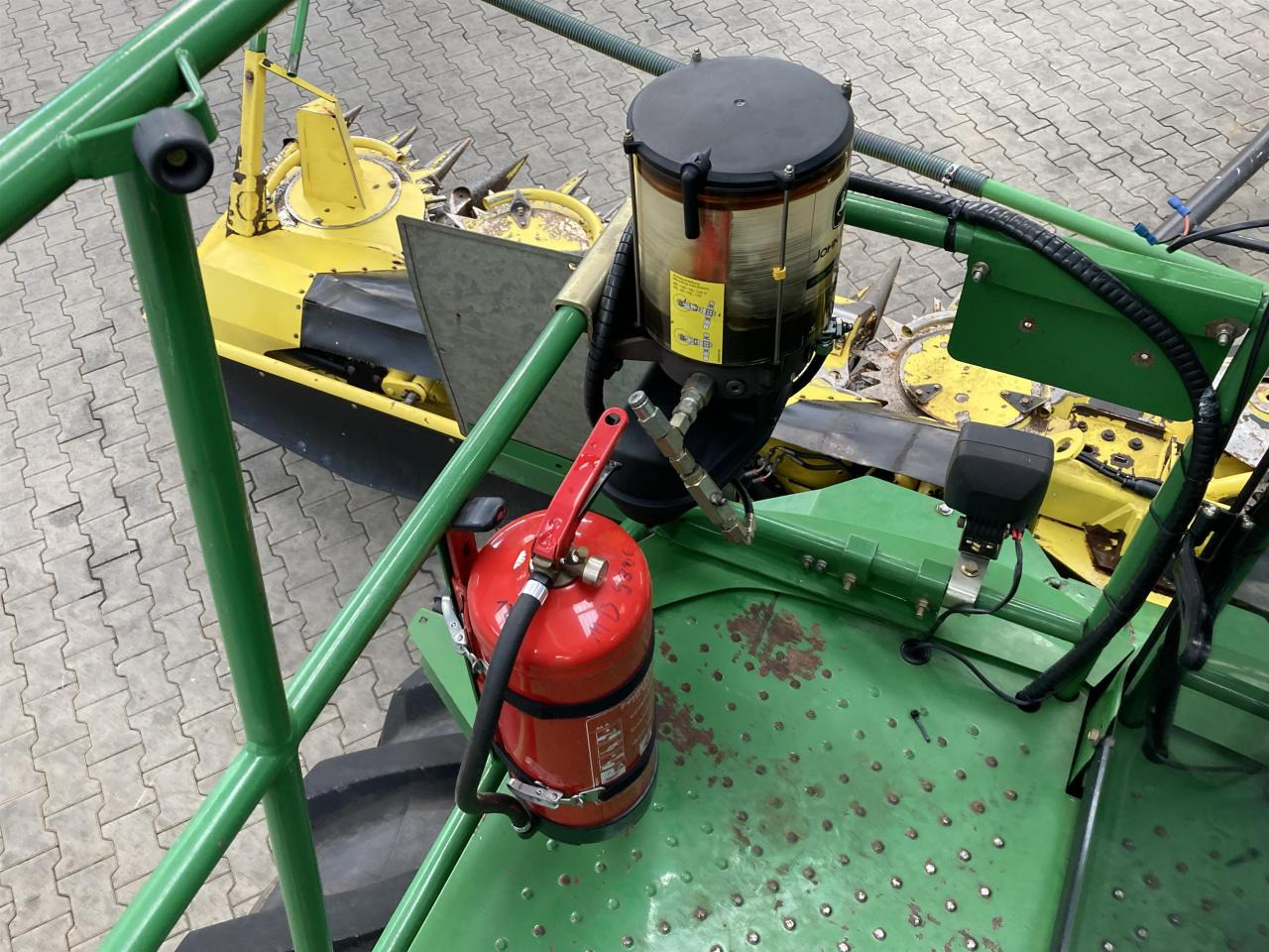 Forage harvester John Deere 7750i: picture 16