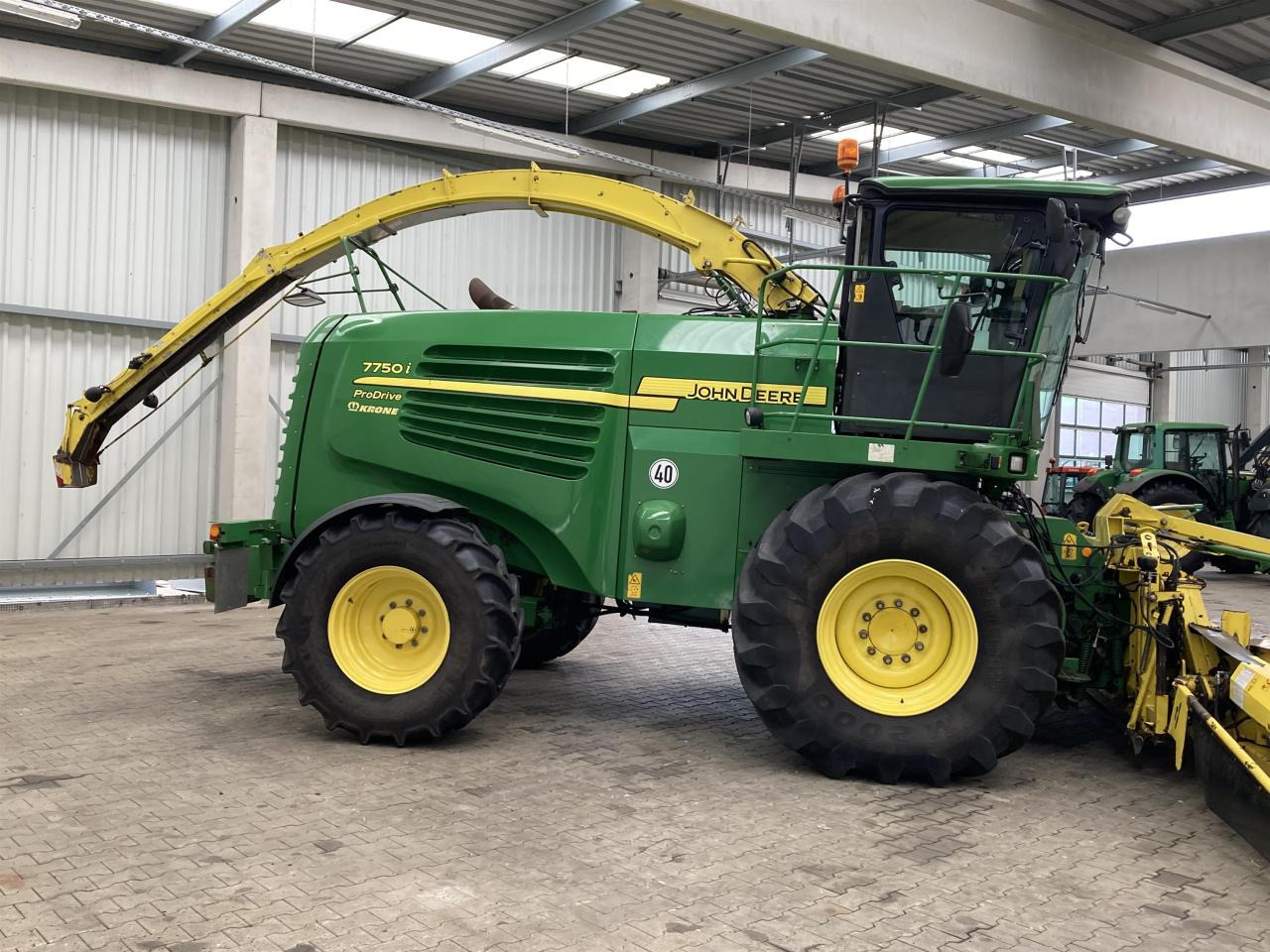 Forage harvester John Deere 7750i: picture 11