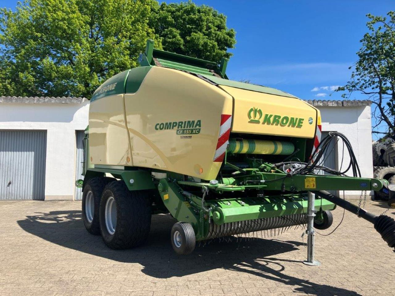 Krone CF 155 XC - Round baler: picture 1 Krone CF 155 XC - Round baler: picture 1