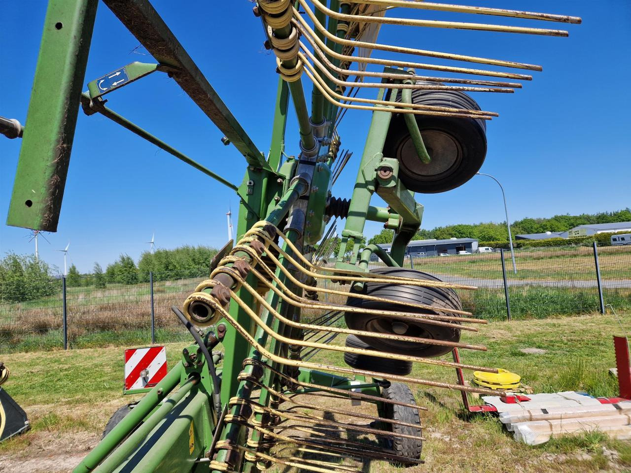 Krone Swadro 807 - Tedder/ Rake: picture 5 Krone Swadro 807 - Tedder/ Rake: picture 5