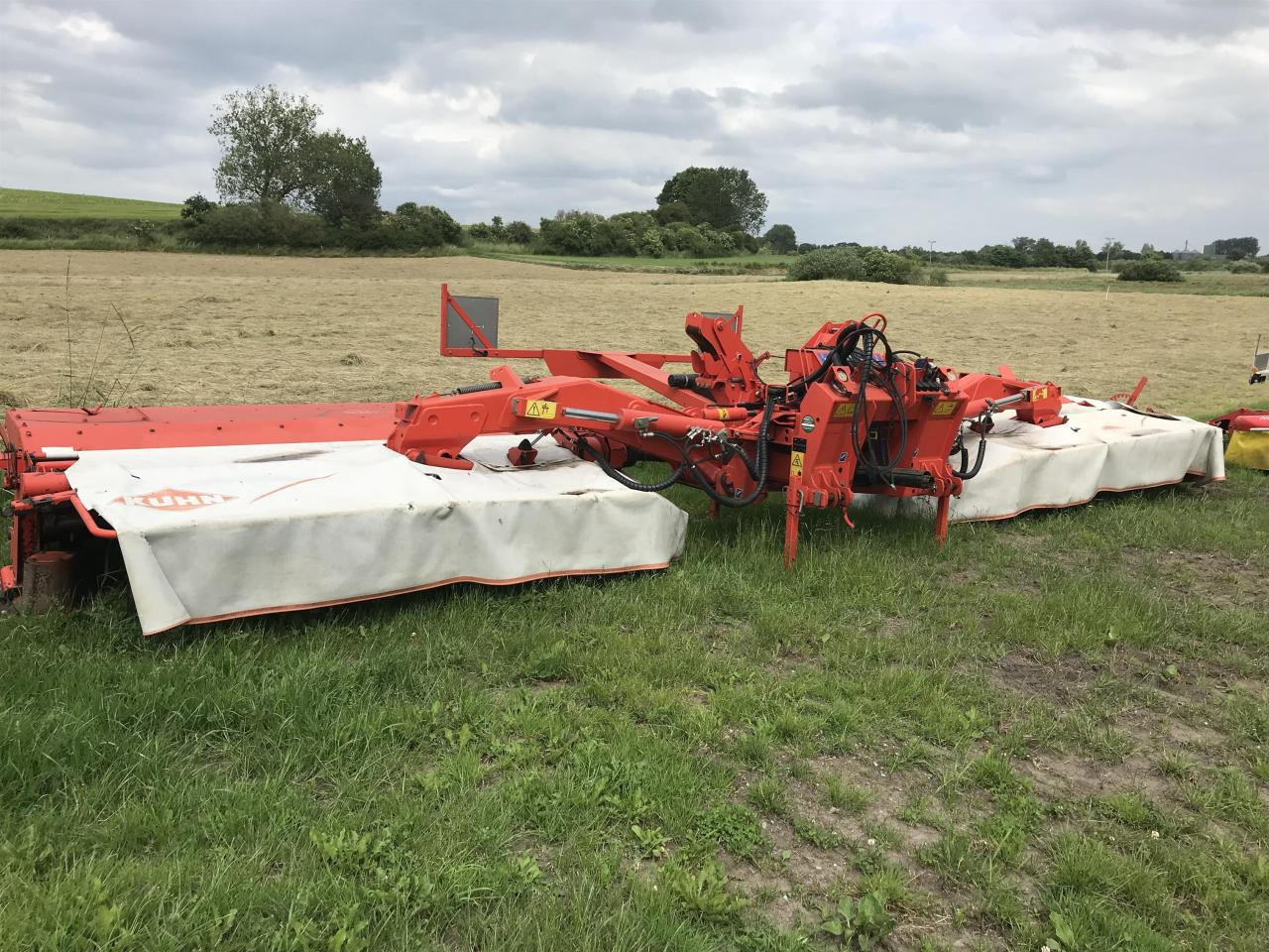 Kuhn FC883 & FC 313F-FF - Mower: picture 3 Kuhn FC883 & FC 313F-FF - Mower: picture 3