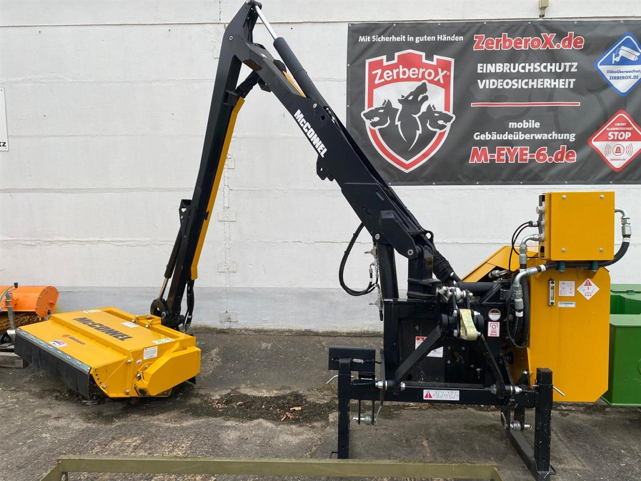 McConnel PA6055 Eco - Flail mower: picture 1 McConnel PA6055 Eco - Flail mower: picture 1