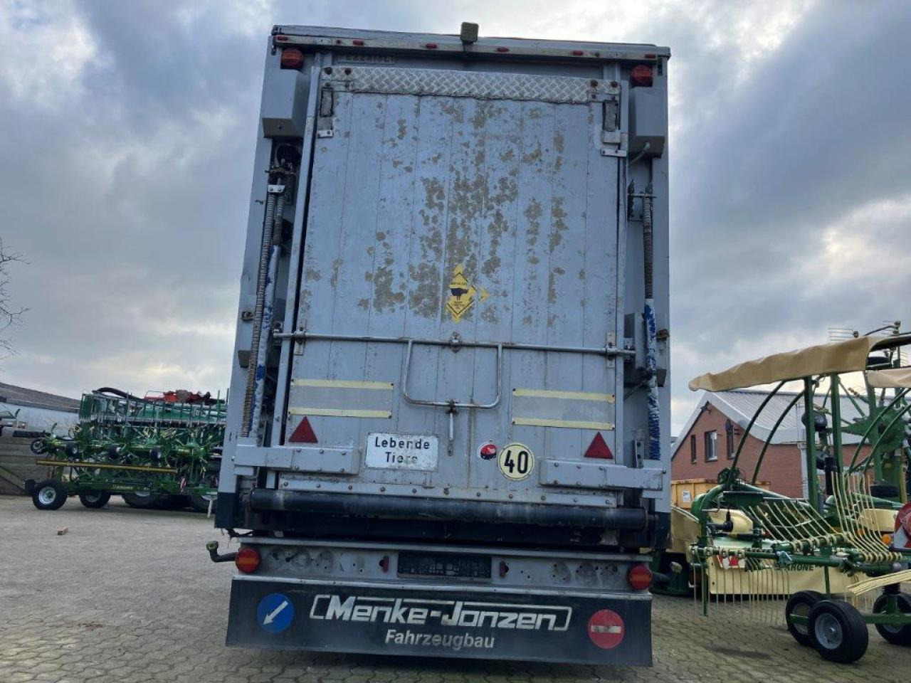 / Pezzaioli 3-Stock - Farm trailer: picture 4 / Pezzaioli 3-Stock - Farm trailer: picture 4