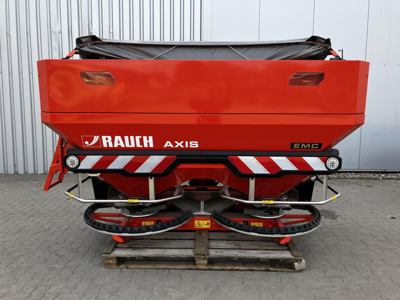 Rauch Axis H 50.2 EMC + W - Fertilizer spreader: picture 1 Rauch Axis H 50.2 EMC + W - Fertilizer spreader: picture 1