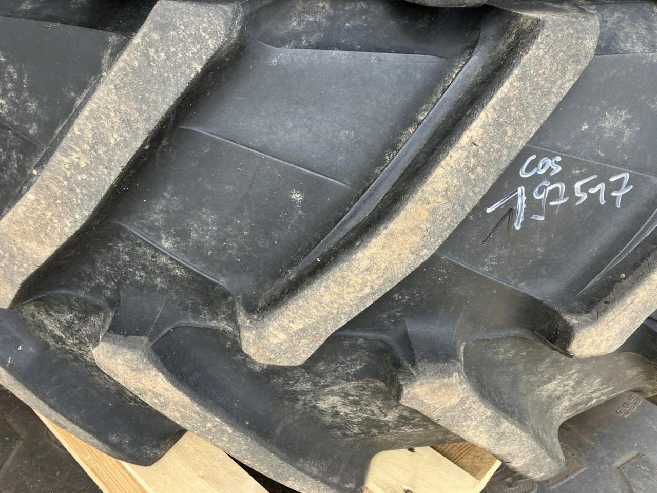Trelleborg 420/70R28 - Tire for Agricultural machinery: picture 5 Trelleborg 420/70R28 - Tire for Agricultural machinery: picture 5
