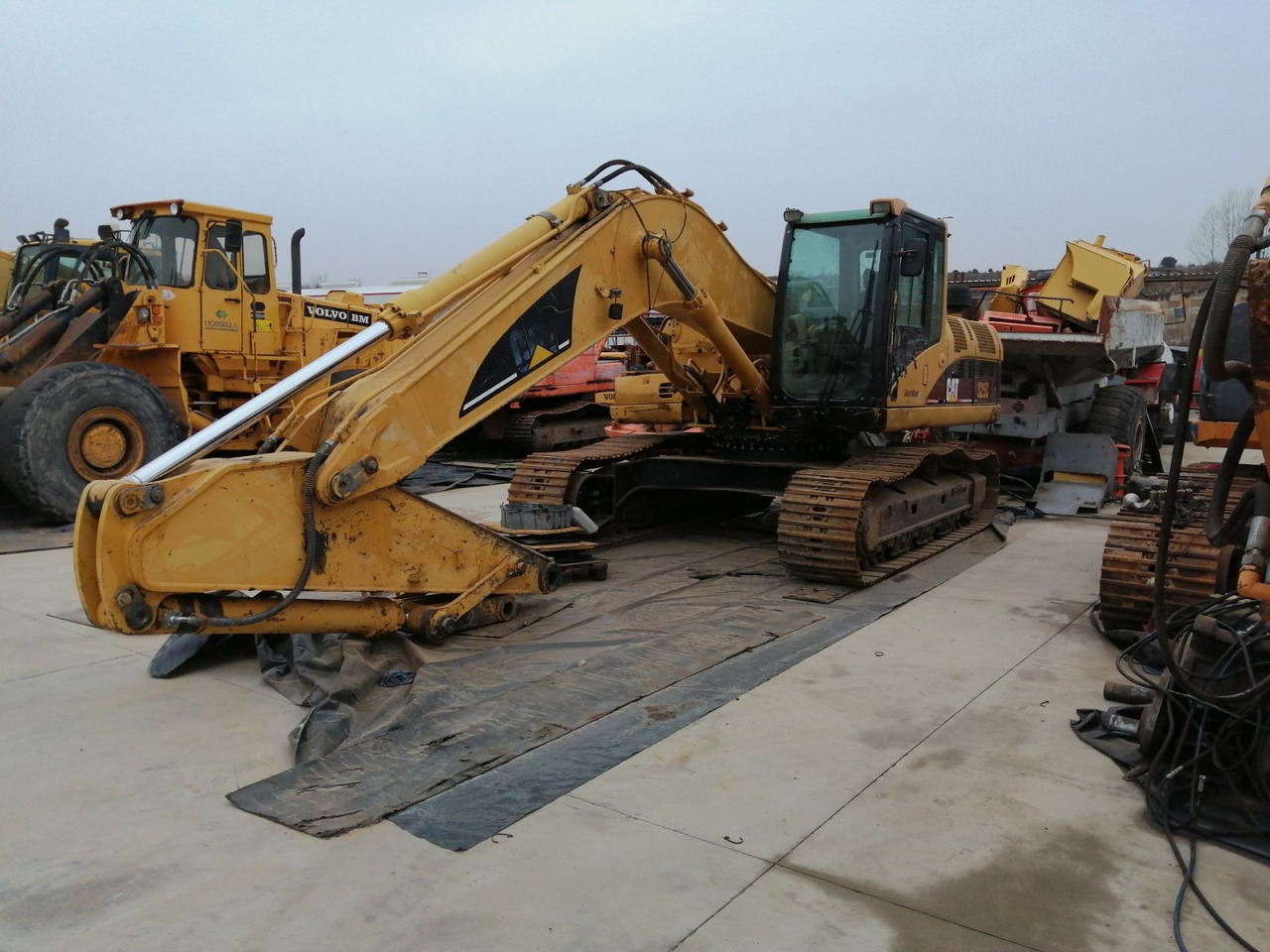 EXCAVADORA CATERPILLAR 325C - Crawler excavator: picture 1 EXCAVADORA CATERPILLAR 325C - Crawler excavator: picture 1