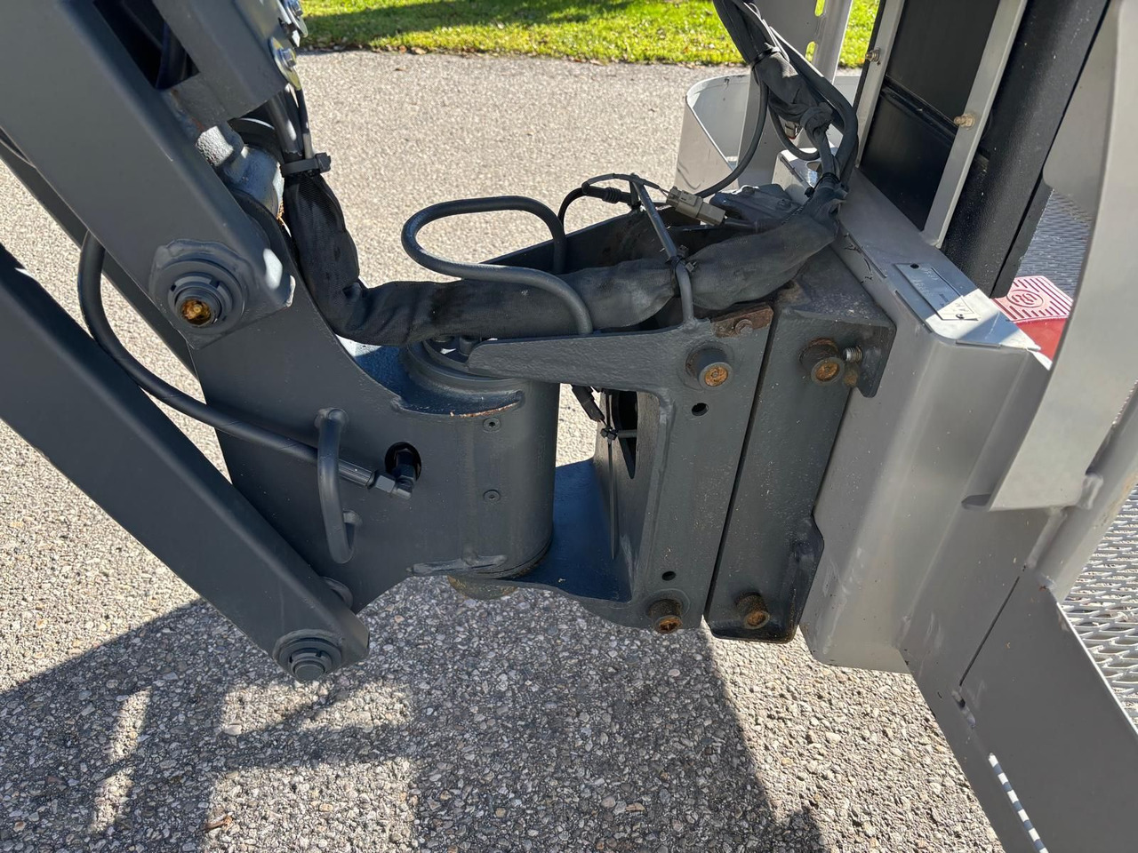 Articulated boom Manitou 160ATJ +: picture 9