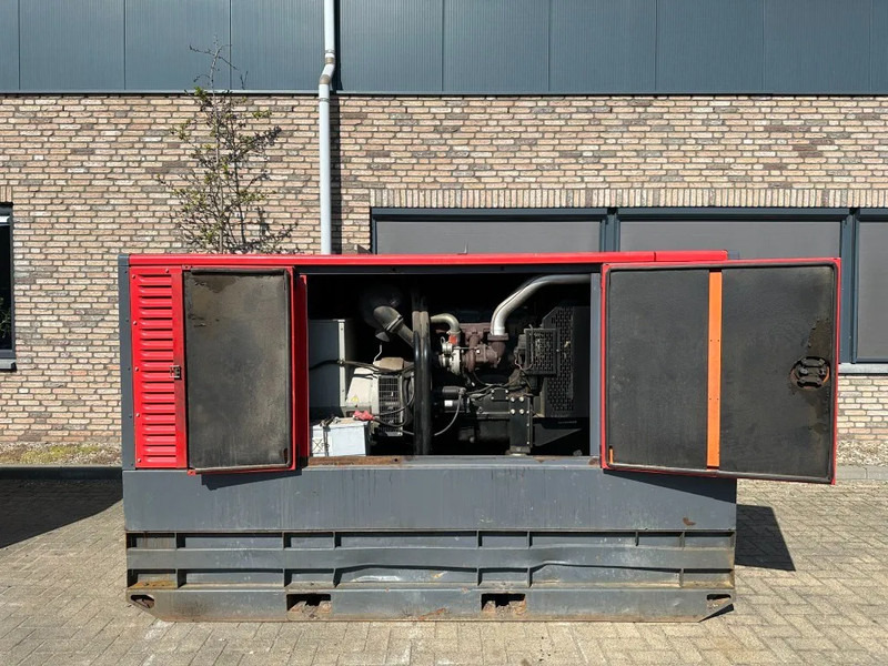 Atlas-Copco QAS 60 Perkins Stamford 60 kVA Silent Rental generatorset - Generator set: picture 3 Atlas-Copco QAS 60 Perkins Stamford 60 kVA Silent Rental generatorset - Generator set: picture 3