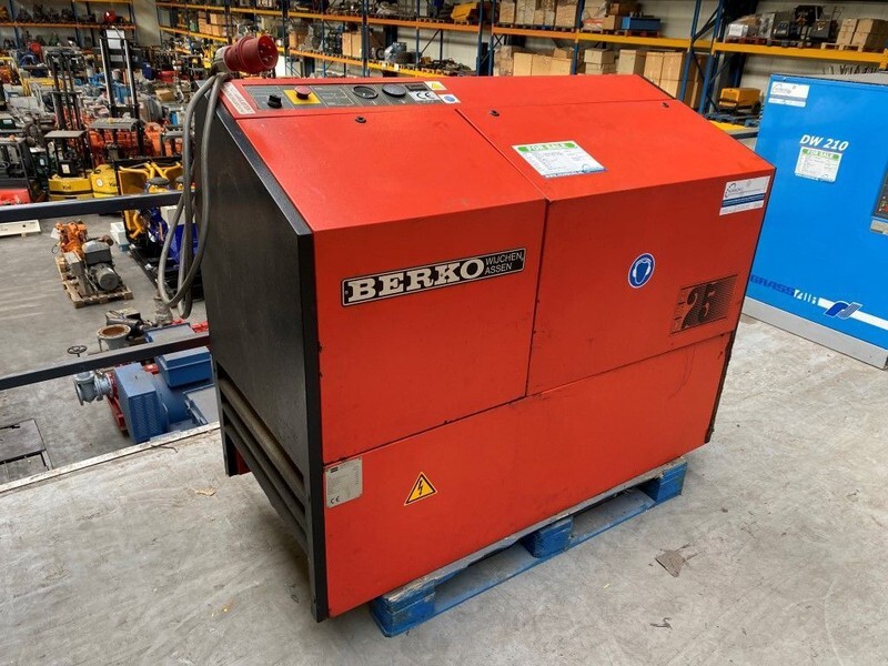 BERKO BSD 25 18.5 kW 2400 L / min 8 Bar Silent Elektrische Schroefcompressor - Air compressor: picture 2 BERKO BSD 25 18.5 kW 2400 L / min 8 Bar Silent Elektrische Schroefcompressor - Air compressor: picture 2